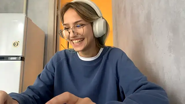 AmeliaCarter online show from September 19, 12:17 pm