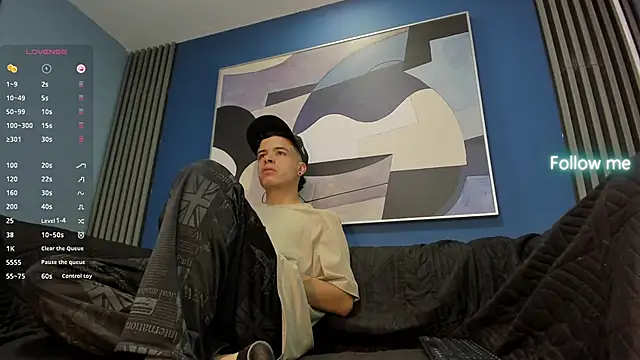 kevinn blue1 online show from October 9, 8:18 pm