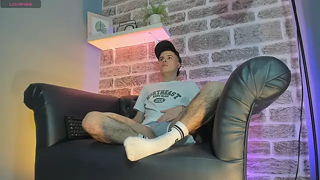 kevinn blue1 online show from October 28, 9:06 pm