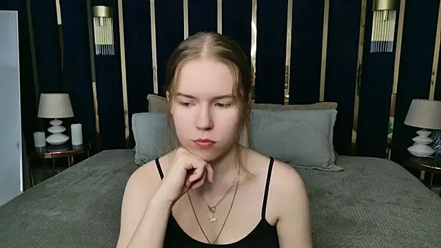 Alida Brice online show from November 7, 5:40 am