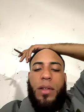 LeoPR00 online show from September 24, 2:37 am