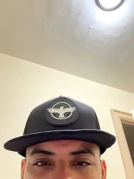 LeoPR00 online show from October 19, 1:45 pm