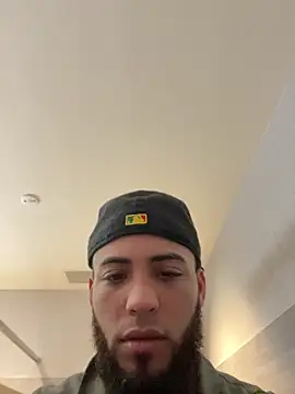 LeoPR00 online show from December 1, 12:26 am