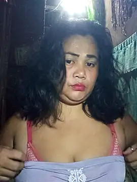 Snapshot of slutty_pinay12 chatting on October 2, 12:34 pm slutty pinay12 online show from October 2, 12:34 pm