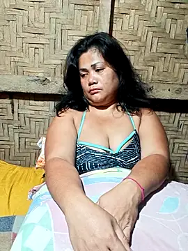 Snapshot of slutty_pinay12 chatting on November 11, 4:07 pm slutty pinay12 online show from November 11, 4:07 pm