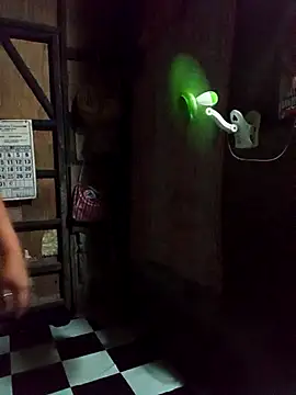 Snapshot of slutty_pinay12 chatting on December 1, 3:28 pm slutty pinay12 online show from December 1, 3:28 pm