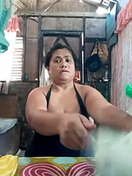 Snapshot of slutty_pinay12 chatting on December 2, 5:02 am slutty pinay12 online show from December 2, 5:02 am