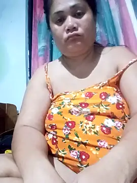 Snapshot of slutty_pinay12 chatting on December 14, 2:44 pm slutty pinay12 online show from December 14, 2:44 pm