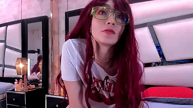 Snapshot of CleoDemon chatting on March 9, 5:44 am CleoDemon online show from March 9, 5:44 am