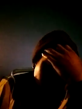 Snapshot of Msoon001 chatting on October 16, 1:39 am Msoon001 online show from October 16, 1:39 am