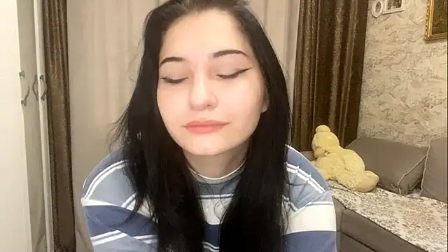 ZanaSweetPeach online show from September 15, 10:48 am