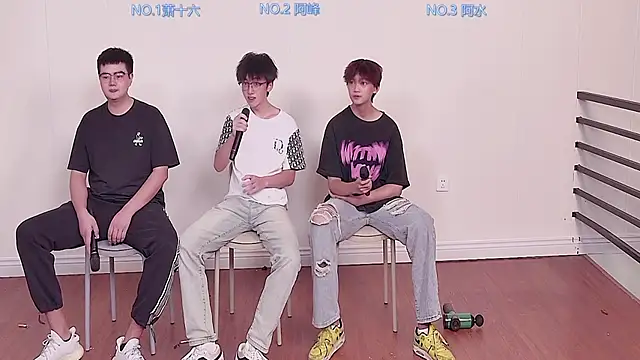 huayang001 online show from September 15, 10:37 am
