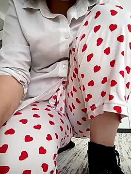 elif25 online show from October 28, 7:34 am