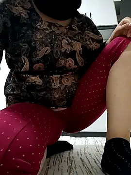 elif25 online show from October 29, 8:10 pm