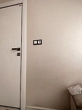 elif25 online show from November 1, 6:48 am