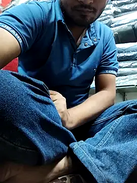 Snapshot of lil_saintdeath chatting on November 4, 6:34 am lil saintdeath online show from November 4, 6:34 am