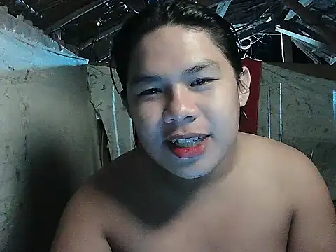 Huntrix2025 online show from January 13, 2:00 pm