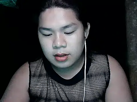 Huntrix2025 online show from May 23, 9:30 pm