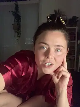 Mia Winters online show from November 7, 7:25 pm