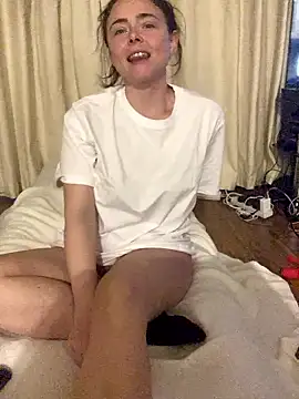 Mia Winters online show from January 9, 5:15 pm