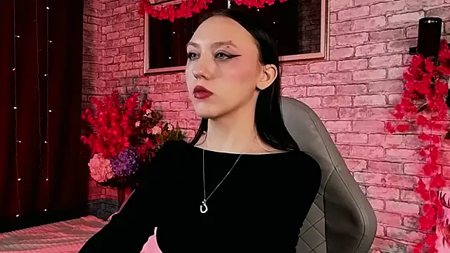 AdeliceLenoir online show from September 19, 6:04 am