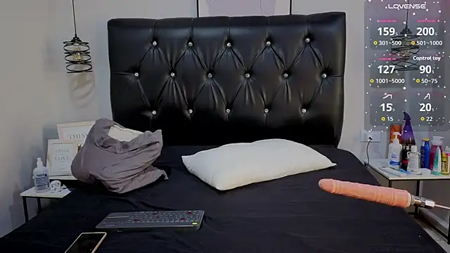 Antonella RiosFG online show from October 27, 6:23 pm