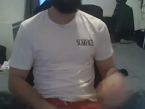 Snapshot of flambeur93 chatting on February 12, 4:57 pm flambeur93 online show from February 12, 4:57 pm