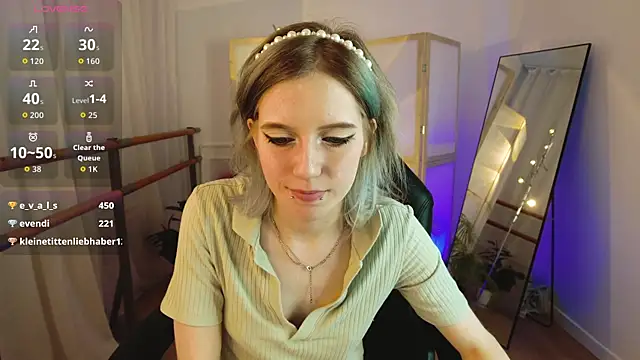 MorgyAsuna  online show from October 1, 1:44 am