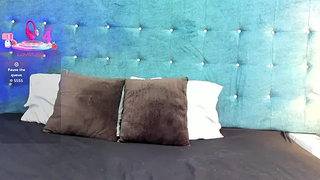 LiilyAdams online show from November 15, 8:16 pm