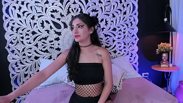 Keiiry  online show from October 8, 7:33 pm