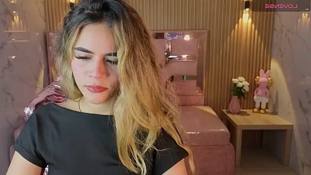 lilith4 s online show from February 11, 8:14 pm