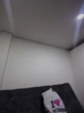 Snapshot of Isabella-Teen chatting on February 22, 2:02 am Isabella-Teen online show from February 22, 2:02 am