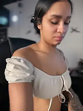Snapshot of Isabella-Teen chatting on June 2, 1:13 pm Isabella-Teen online show from June 2, 1:13 pm