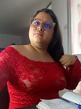 Chiki hot92 online show from November 4, 7:35 pm