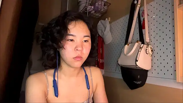 JennyCarpenter online show from June 5, 9:20 pm