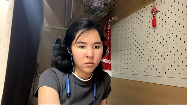 JennyCarpenter online show from June 12, 9:08 am
