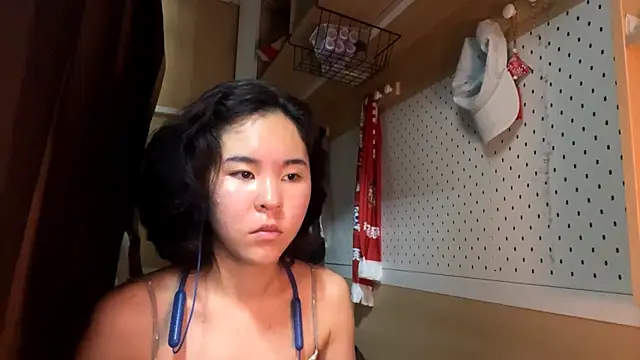 JennyCarpenter online show from June 14, 9:11 am