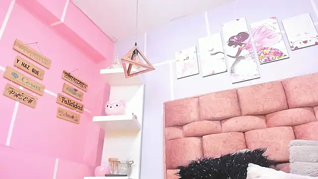 alix noa online show from September 25, 7:39 pm