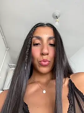 Snapshot of MaddyX__ chatting on April 9, 7:08 pm MaddyX online show from April 9, 7:08 pm