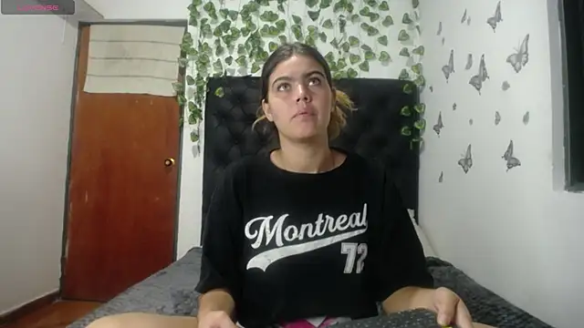 isabel 09 online show from October 4, 3:04 am