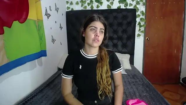 isabel 09 online show from February 1, 12:48 pm