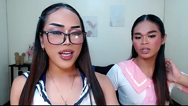 Snapshot of Savy_Lust chatting on September 18, 5:04 pm Savy Lust online show from September 18, 5:04 pm