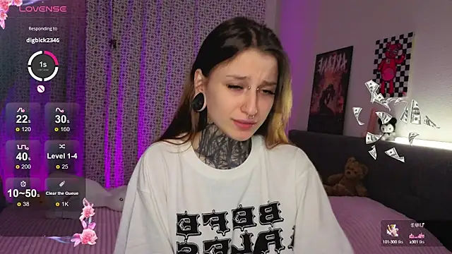 Snapshot of LilithPoison chatting on October 11, 6:06 pm LilithPoison online show from October 11, 6:06 pm