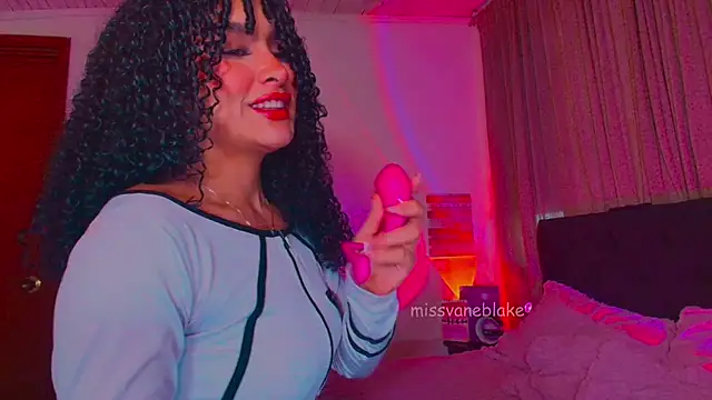 Snapshot of missvaneblake chatting on February 12, 12:00 pm missvaneblake online show from February 12, 12:00 pm