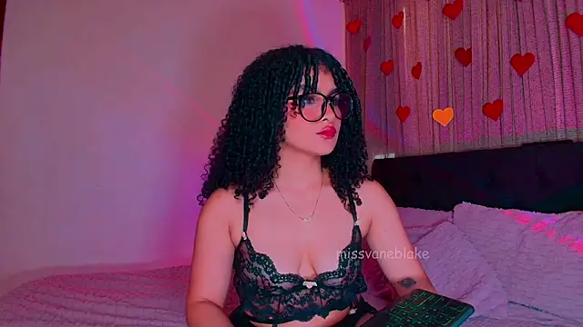 Snapshot of missvaneblake chatting on February 27, 12:05 pm missvaneblake online show from February 27, 12:05 pm