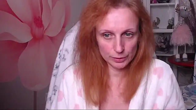 Snapshot of Venus_love1 chatting on April 3, 5:55 pm Venus love1 online show from April 3, 5:55 pm