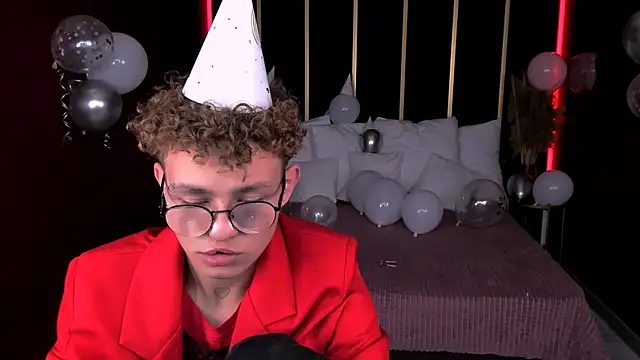 NathanCurl online show from October 21, 7:31 am