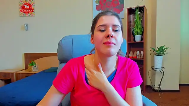 Snapshot of Joannia chatting on October 6, 7:06 am Joannia online show from October 6, 7:06 am