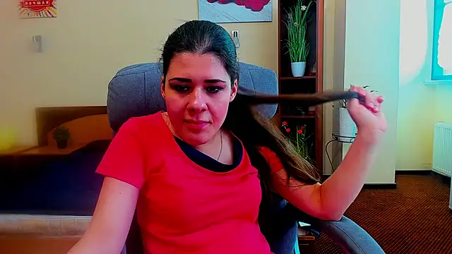 Snapshot of Joannia chatting on November 2, 9:44 am Joannia online show from November 2, 9:44 am