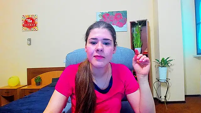 Snapshot of Joannia chatting on November 4, 8:13 am Joannia online show from November 4, 8:13 am